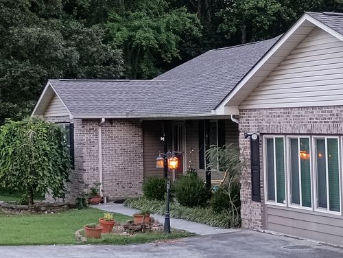 500 Golf Shores Dr, Winchester, TN, 37398-3772 | Card Image