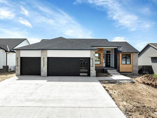 6641 N Silverton St, Park City, KS, 67219-1003 | Card Image