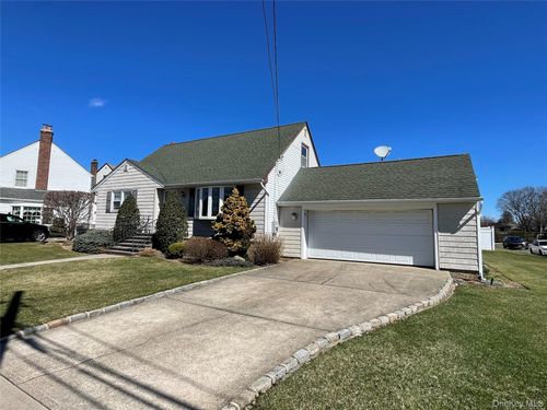 400 Foch Blvd, Mineola, NY, 11501-1368 | Card Image