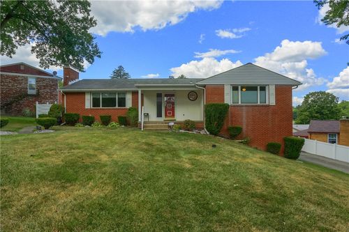 145 S Patton Dr, Coraopolis, PA, 15108-2523 | Card Image