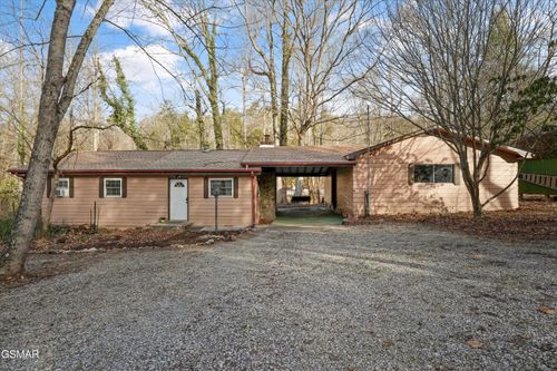 4413 E Scenic Dr, Gatlinburg, TN, 37738-6522 | Card Image