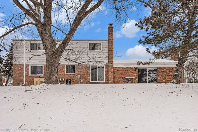 4819 Thorntree Dr, House other with 4 bedrooms, 3 bathrooms and null parking in West Bloomfield MI | Image 37