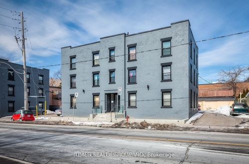 3-1492 Dundas St E, Toronto, ON, M4M1S9 | Card Image