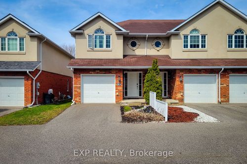 33-20 Mcconkey Cres, Brantford, ON, N3S0B9 | Card Image