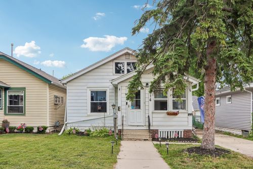 6214 W Stevenson St, Milwaukee, WI, 53213-4164 | Card Image