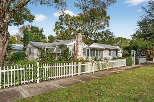 2206 18th Ave, Vero Beach, FL, 32960-3409 | Card Image