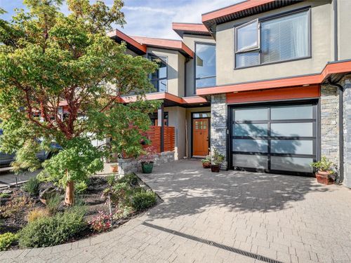 4-2350 Henry Ave, Sidney, BC, V8L2B5 | Card Image