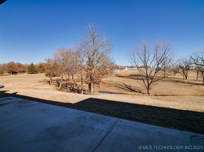 2018 Briarwood St, House other with 3 bedrooms, 2 bathrooms and null parking in Stroud OK | Image 7