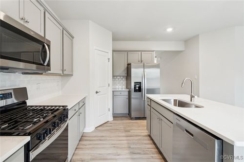 8695 Coastal Ter, Mechanicsville, VA, 23111-3256 | Card Image