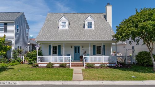 102 Macgregor Dr, Beaufort, NC, 28516-9000 | Card Image