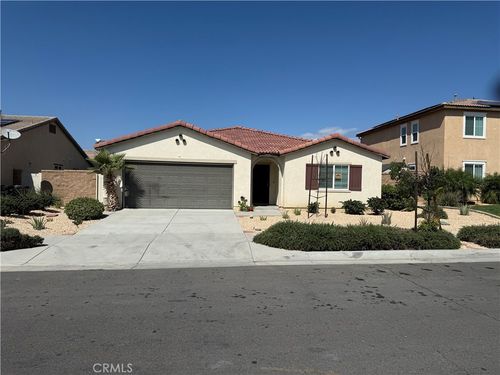 308 Bristolwood Rd, Hemet, CA, 92543-8323 | Card Image