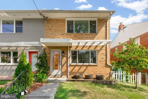 708 Decatur Pl Ne, WASHINGTON, DC, 20017-2343 | Card Image