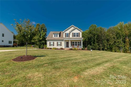 5051 Oxbow Run Ln, Clover, SC, 29710-5300 | Card Image