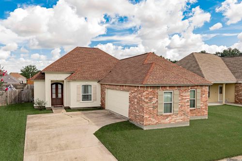 12650 Iceland Ave, Baton Rouge, LA, 70814-7600 | Card Image