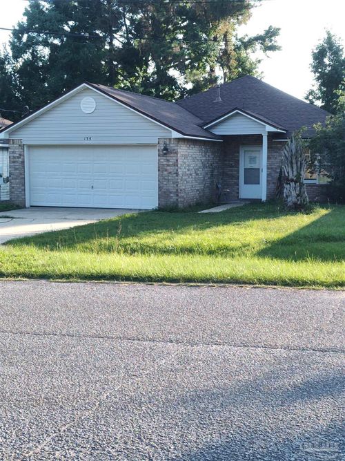 135 Valdosta Ave, Pensacola, FL, 32507-2757 | Card Image