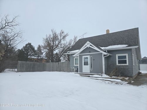 225 Main St, New England, ND, 58647-7301 | Card Image