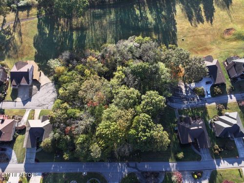 4126 Legends Way, Maryville, TN, 37801-8659 | Card Image