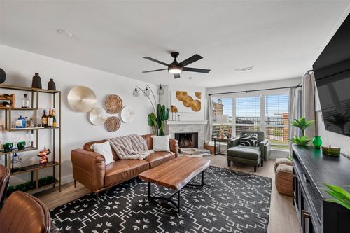 161 Henry M Chandler Dr, Rockwall, TX, 75032-5774 | Card Image