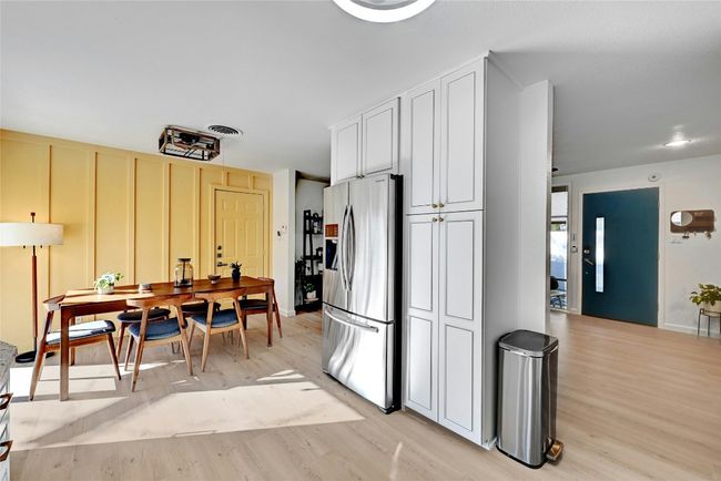 Stainless steel appliances and a butler's pantry for your dry foods. | Image 13