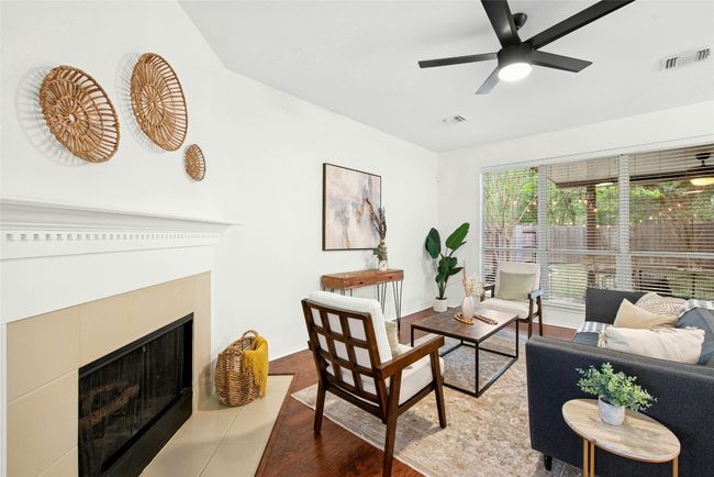11024 Mint Julep Dr, House other with 3 bedrooms, 3 bathrooms and 4 parking in Austin TX | Image 5