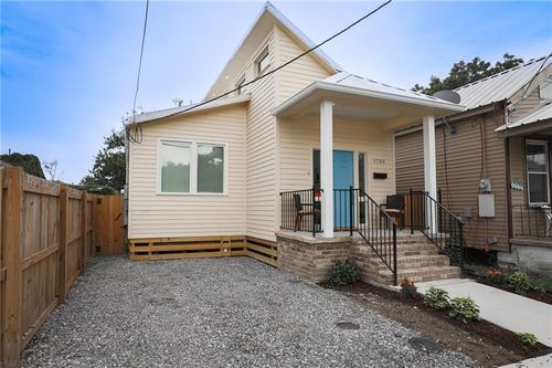 1735 Louisa St, New Orleans, LA, 70117-6057 | Card Image