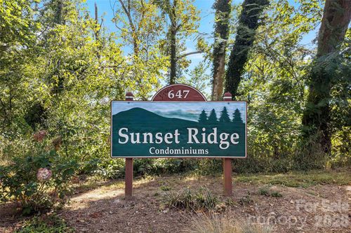 407-647 Town Mountain Rd, Asheville, NC, 28804-3757 | Card Image