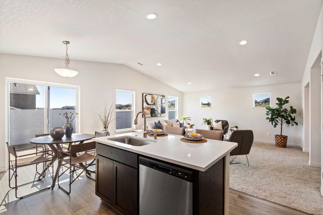Darrington - Great Room - 5 | Image 19
