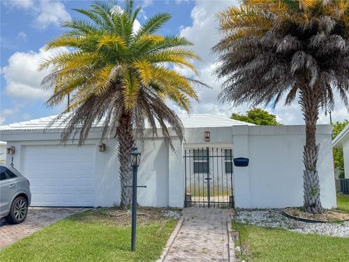 161 Nw 27th Ct, Pompano Beach, FL, 33064-3817 | Card Image