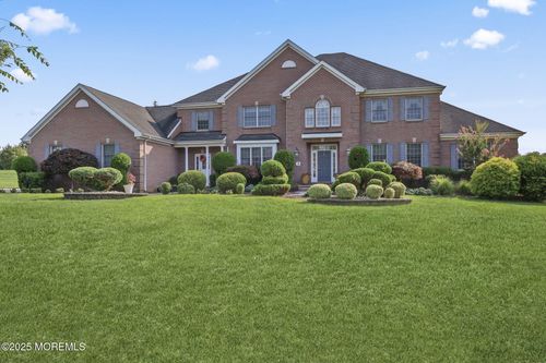 3 Saxon Ct, Freehold, NJ, 07728-9055 | Card Image