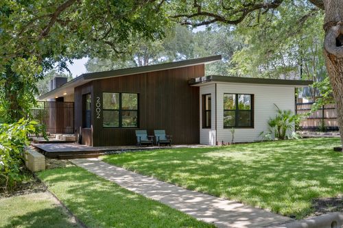 2002 Meadowbrook Dr, Austin, TX, 78703-2232 | Card Image