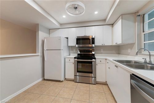 apt-67-28230 Pine Haven Way, BONITA SPRINGS, FL, 34135-6898 | Card Image