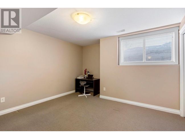 524 Curlew Dr, House other with 6 bedrooms, 4 bathrooms and 2 parking in Kelowna BC | Image 29