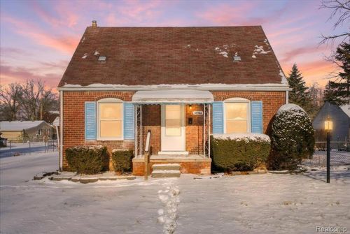 31966 Rosslyn Ave, Garden City, MI, 48135-3340 | Card Image