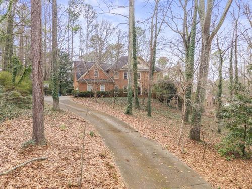 297 Mossy Way Nw, Kennesaw, GA, 30152-5706 | Card Image