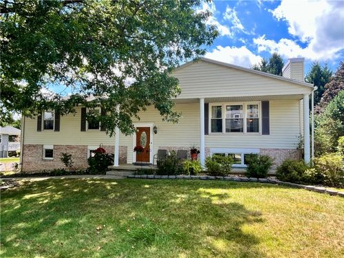 40 Bradley Ct, Indiana, PA, 15701-2309 | Card Image