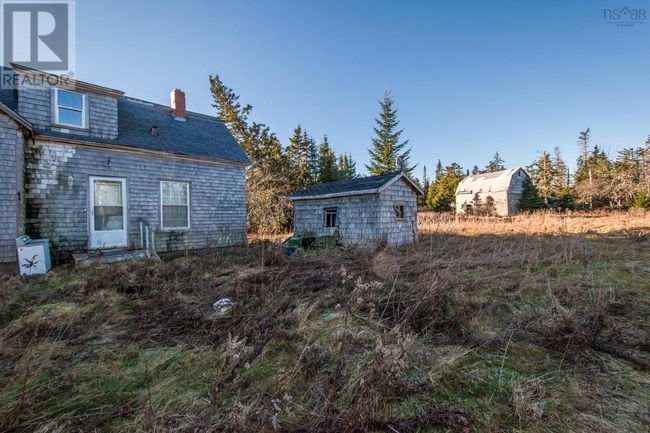 27879 Highway 7, House other with 6 bedrooms, 1 bathrooms and null parking in Moser River NS | Image 18