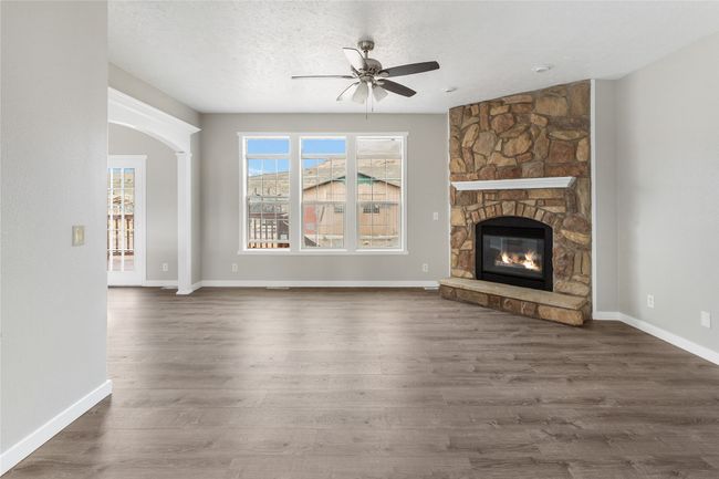 131 Yellowstone Trl, House other with 5 bedrooms, 4 bathrooms and null parking in Whitehall MT | Image 5