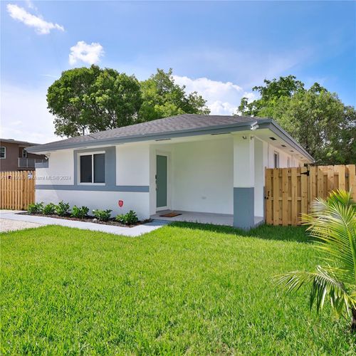 1967 Nw 65th St, Miami, FL, 33147 | Card Image