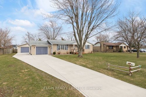 3134 Queen St, Inwood, ON, N0N1K0 | Card Image