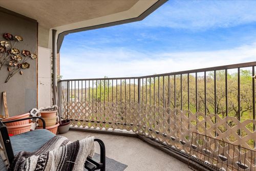 apt-9e-90 Union Tpke, Glendale, NY, 11385-8071 | Card Image