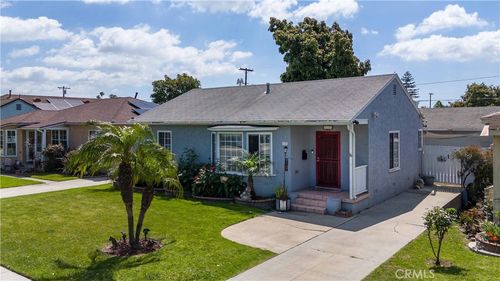 132 W 52nd St, Long Beach, CA, 90805-5852 | Card Image