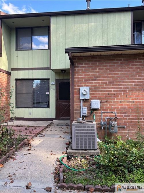 2210 Greenwood Dr, LINDENWOLD, NJ, 08021-6789 | Card Image