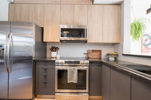 57-40632 Government Rd, Squamish, BC, V8B0M7 | Card Image