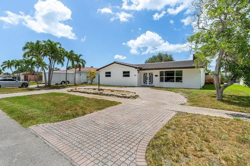 5300 Garfield St, Hollywood, FL, 33021-4621 | Card Image