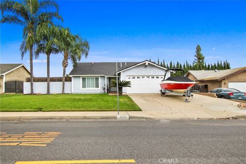 2839 S Walker Ave, Ontario, CA, 91761-7124 | Card Image