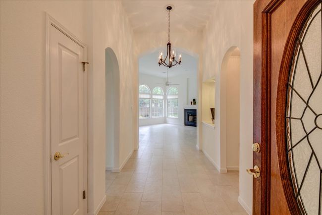Come on in! | Image 4