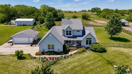 540 N 711 Rd, Lawrence, KS, 66047 | Card Image