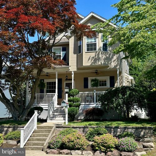 411 Washington Ter, AUDUBON, NJ, 08106-2108 | Card Image