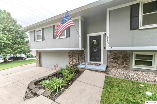 560 Elm St, Springfield, NE, 68059-5802 | Card Image