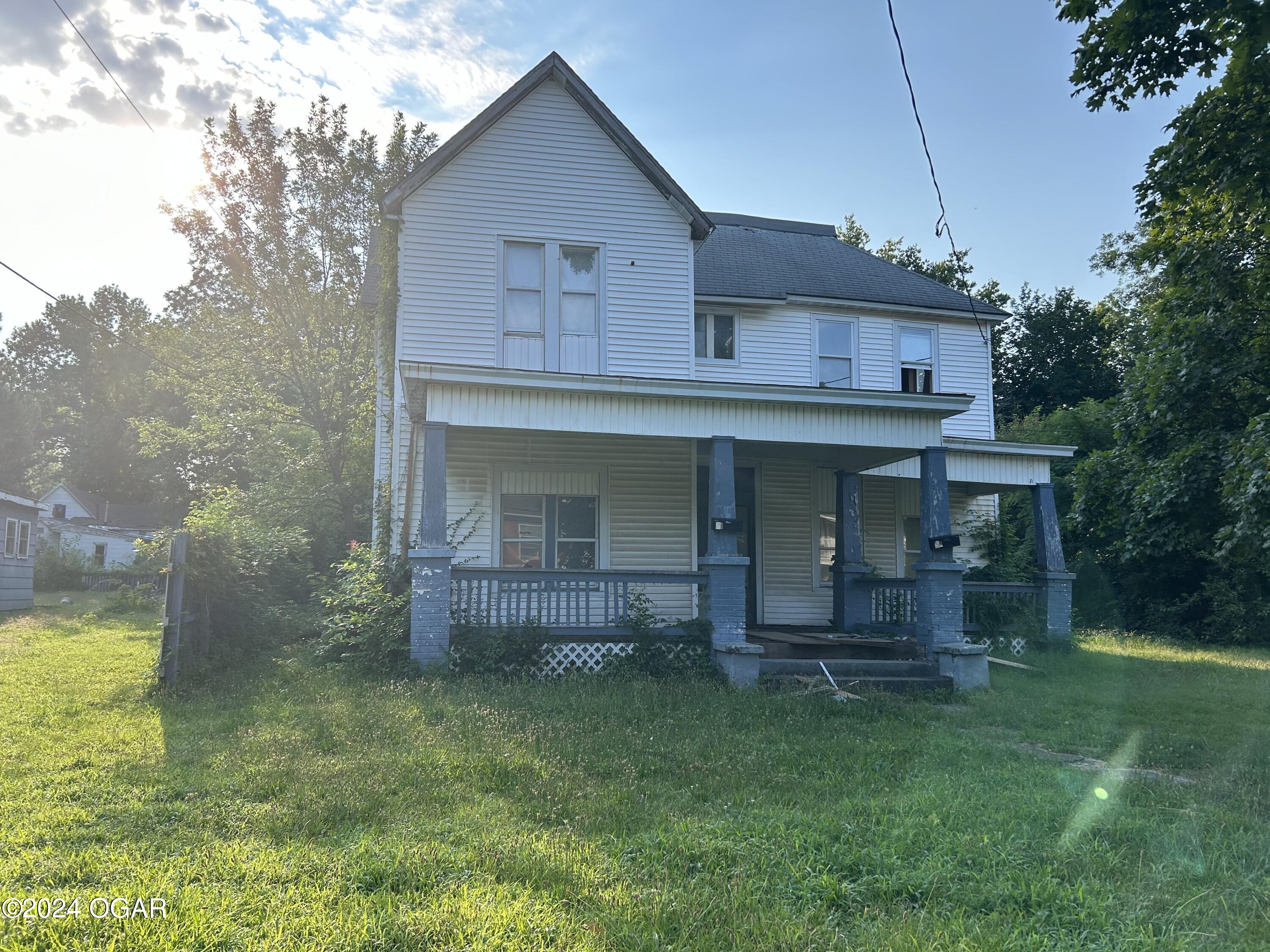 Washington St, Nevada, MO 64772